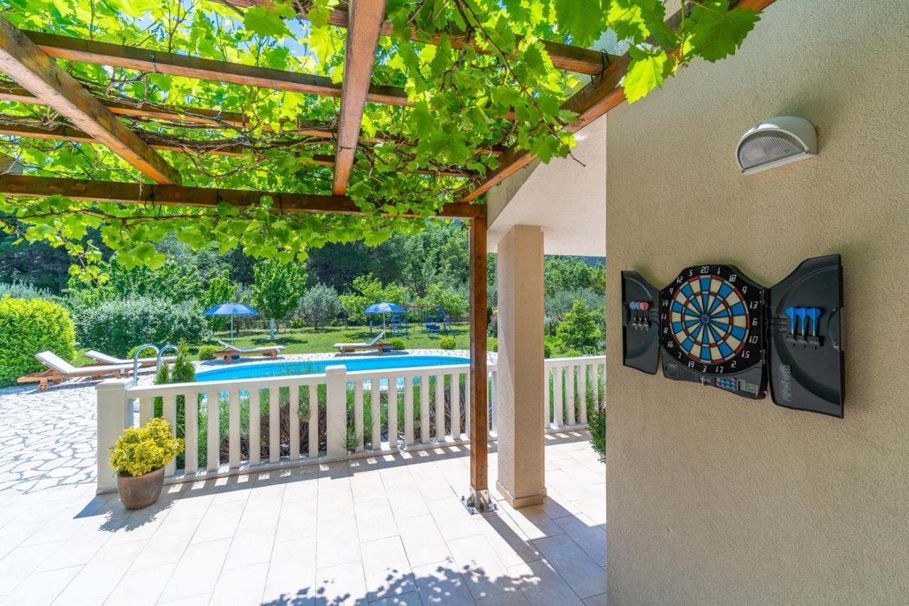 Kučiće Villa Ana - 3 Bedroom Villa With Private Pool And Unspoiled Natural Environment מראה חיצוני תמונה